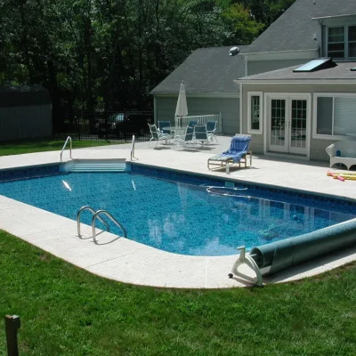 Henry Bona Pools & Spas - Basking Ridge Outdoor Pool