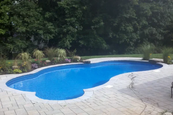 Henry Bona Pools & Spas - Basking Ridge Wavy Pool