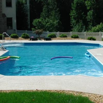 Henry Bona Pools & Spas - Custom-Shape Pool Randolph